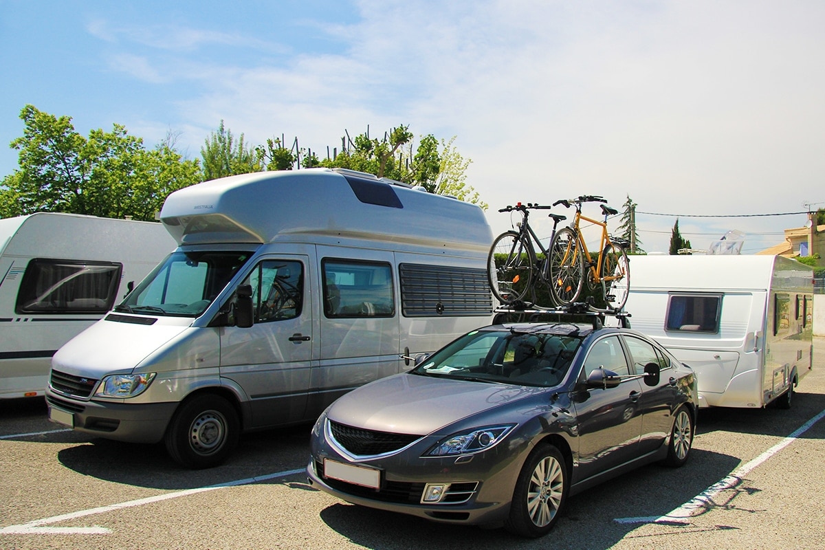 Rijden Met Camper Of Caravan; Welk Rijbewijs Heb Je Nodig? | Acsi  Eurocampings Blog