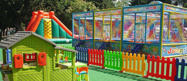 Jumpyland is goed voor urenlangs speel- en springplezier