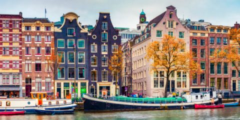 Historie, musea en cocktails – leuke tips voor een bezoek aan Amsterdam