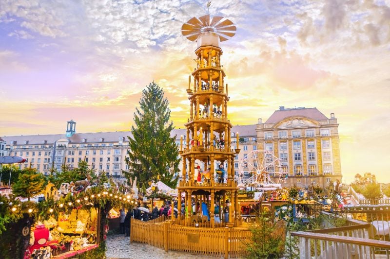 Striezelmarkt Dresden