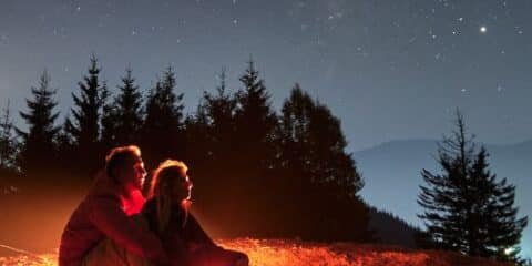 Romantisch kamperen: 8 campings waar je vlinders van in de buik krijgt