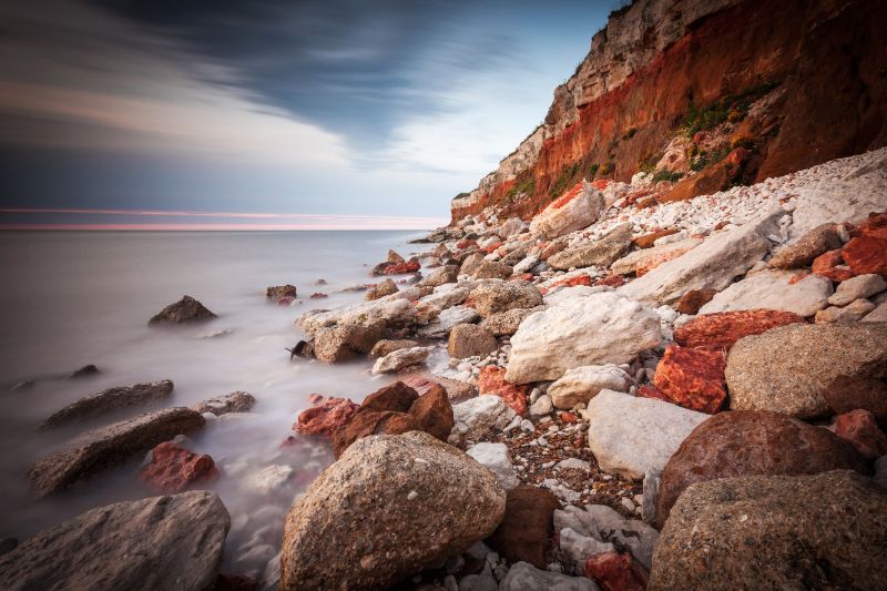 De indrukwekkende Hunstanton Cliffs met de kenmerkende rode kleur.