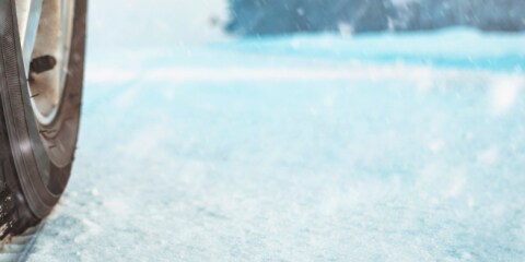 Regels voor winterbanden en sneeuwkettingen in Oostenrijk en Zwitserland