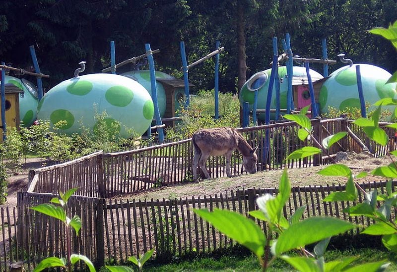 Bijzondere overnachting. Drakenei Camping het Schinkel