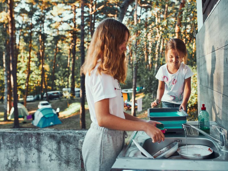 Afwassen op de camping