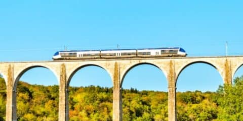 Met de trein naar de camping in Frankrijk