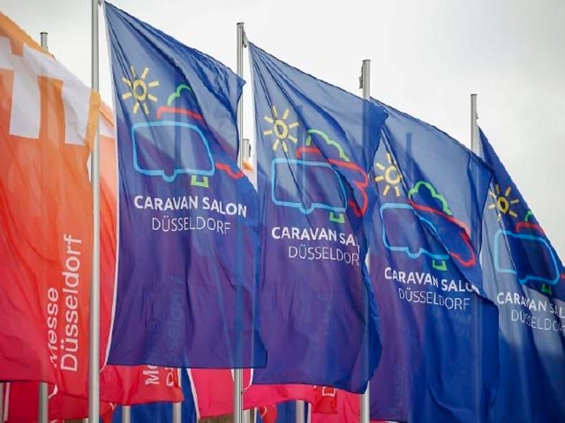 Vlaggen van de Caravan Salon