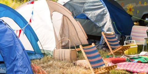 De grootste festivals, de beste campings
